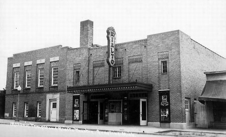 Rialto Theatre - Old Shot (newer photo)